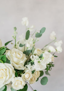 Garden White Centerpiece