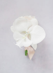 Modern Blush Boutonnière