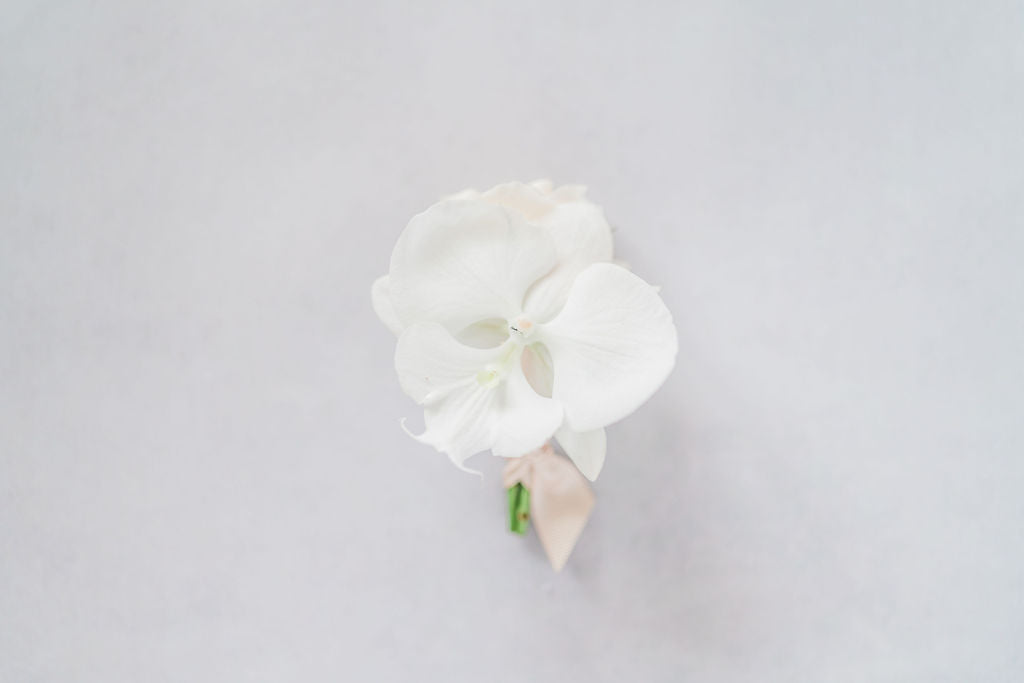 Modern White Boutonnière