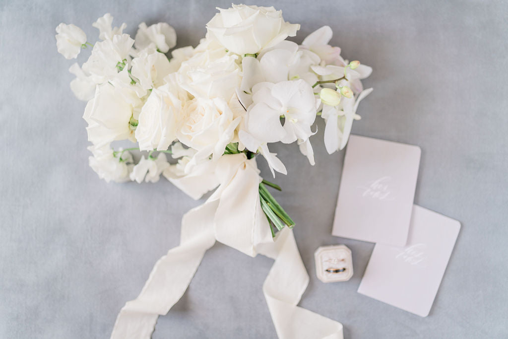 Ebb And Flow Roses Modern White Bridal Bouquet – Ebb and Flow Flowers